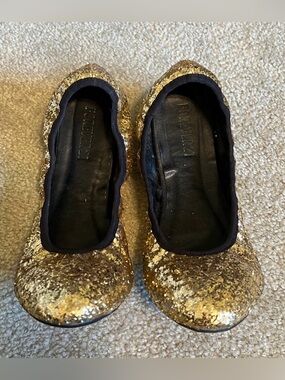 Forever 21 Sparkly Gold Ballet Flats Size 8